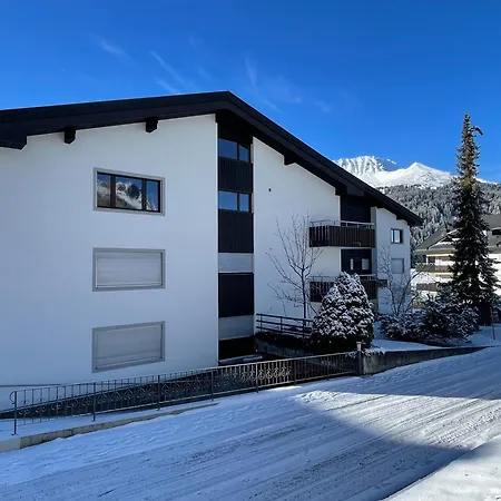 Flat For Skiing Couples Triangel D - Lenzerheide Lägenhet *